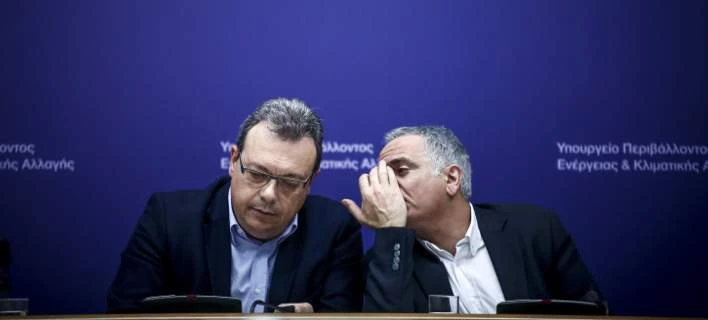 Στο Μάτι ακόμα ψάχνουν αγνοούμενους και οι Σκουρλέτης, Σταθάκης και Φάμελλος δίνουν συνέντευξη για τα αυθαίρετα